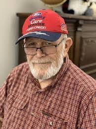 Charles Maahs's Instagram, Twitter & Facebook