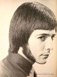 We blame gucci for the resurgence of '70s hairstyles. A Gorgeous Gallery Of Ultra Chic Men S Hairstyles From The 70s Dangerous Minds