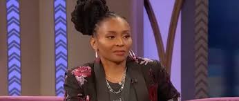 Host dee barnes shot to notoriety when she became the first female hip hop journalist to have a broadcast television show. Wendy Williams Asks Dee Barnes If She Was Sexually Assaulted During Dr Dre Attack I M Not Comfortable Talking About Everything Right Now