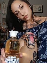 Casey Rocha (@vanity_case_makeup) • Instagram photos and videos