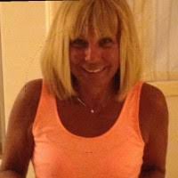 Colleen Muench's Instagram, Twitter & Facebook