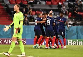 ล็องส์ อันดับที่ 5 เก็บได้ 56 แต้ม ลงเล่น 35 เกม ชนะ 15 เสมอ 11 แพ้ 9 ได้ +55 ลูก. Kkw3oefv Ouhtm
