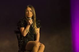 Download and listen online your favorite mp3 songs and music by gisela joão. New York Times Elogia A Tempestade De Fado De Gisela Joao Bom Dia