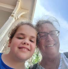 Can anyone in SW Missouri help move a colony of bees