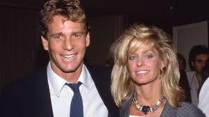 Ryan O'Neal: Oscar-nominated star of Love Story and Bones, has died, his  son says | Ents & Arts News | Sky News