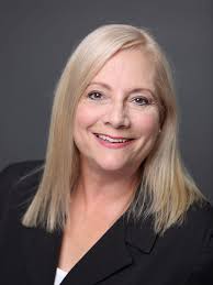 Michelle Motta's Instagram, Twitter & Facebook