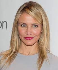 Cameron diaz is known for her luscious blonde locks. 11 Cameron Diaz Hairstyles Hair Cuts And Colors