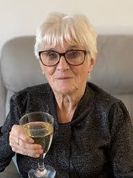 Jane Painter's Instagram, Twitter & Facebook