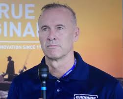 Tracy Crocker's Instagram, Twitter & Facebook