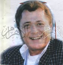 اتصل بـ عبد العزيز بن عبد الله بن باز فقرأ عليه في المسجد من صحيح البخاري ومن رسائل ابن تيمية وانتفع منه في علم الحديث والنظر في آراء فقهاء أهل السنة والجماعة والمقارنة بينها ويعتبر عبد العزيز بن باز مرجعه الثاني في التحصيل والتأثر به. Ù…Ø­Ù…ÙˆØ¯ Ø¹Ø¨Ø¯Ø§Ù„Ø¹Ø²ÙŠØ² Ø§Ù„Ø³Ø§Ø­Ø± Ø§Ù„Ø°ÙŠ Ø¸Ù‡Ø± Ù…Ø¹ Ø§Ù„Ø¯ÙˆØ§Ù…Ø© ÙˆÙ‚Ø¯Ù… Ù…ÙˆÙ‡Ø¨ØªÙ‡ ÙÙŠ Ø§Ù„Ø¹Ø§Ø± ÙˆØ§Ù„ÙƒÙŠÙ ØµÙˆØ± Ø¨ÙˆØ§Ø¨Ø© Ø§Ù„Ø£Ù‡Ø±Ø§Ù…