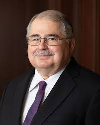 Amy Dewan's Instagram, Twitter & Facebook