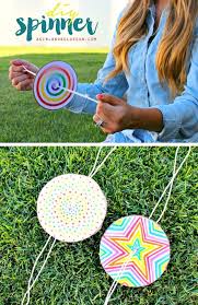 Paper Spinner 75 Easy Craft Ideas For Kids To Make At Home Diy Crafts For Einfache Handarbeiten Fur Kinder Basteln Mit Teenager Sommerliche Bastelarbeiten