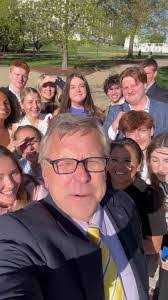 Mary Ogburn's Instagram, Twitter & Facebook