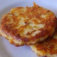 Bacon Cheddar Potato Cakes Recipe Recipe Recipes Food Yummy Food
