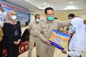 Maybe you would like to learn more about one of these? Ratusan Pelajar Berprestasi Di Agam Dapat Beasiswa Dari Bank Nagari Cabang Lubuk Basung Minangsatu Com