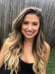 Amanda Kennedy's Instagram, Twitter & Facebook