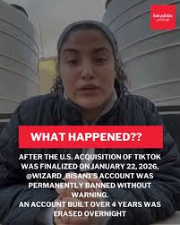 While Palestinian singer Elyanna was performing, an audience member tried  to disrupt her by raising an Israeli flag. #lovinpalestine