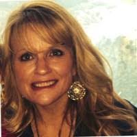 Dena Daniel's Instagram, Twitter & Facebook