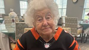 Cincinnati woman cheers Bengals, enjoys whiskey celebrating her 105th  birthday