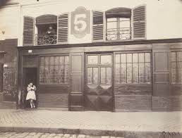 Eugene Atget Maison A Versailles 1921 Moma Eugene Atget Urban Life National Gallery Of Art