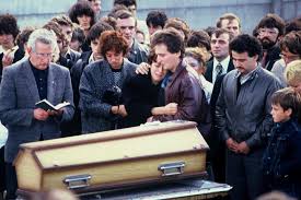 However, the couple will always be pictured as holding hands, as a reporter puts it in the documentary. Affaire Gregory Villemin Christine Forcement Christine