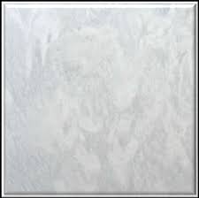 Ανήκουν στην κατηγορία των ημίλευκων μαρμάρων και μπορεί να χρησιμοποιηθεί σε Plakakia Marmara Land Renovation