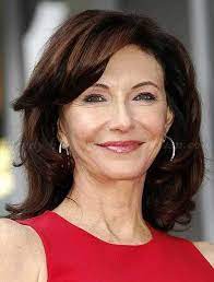 Long Hairstyles For Women Over 40 2012 Description From Pinterest Com I Searched For This On Bing Com Images Long Hair Styles Hair Styles Womens Hairstyles
