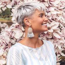 Frisuren Fur Dunnes Haar 2020 Kurze Haare 2021 Haarschnitt Frisuren Dunnes Haar Haarschnitt Kurz