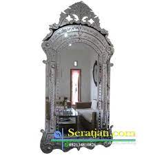 Jika anda memilih memasang kaca cermin dengan digantungkan, harga jual kaca cermin tersebut cenderung lebih murah, anda harus pastikan dinding tempat anda memasang cermin tersebut tidak lembab. Jual Cermin Hiasan Kamar Tidur Kamar Mandi Ruang Tamu Sjm001047 Jakarta Pusat Seratjatihomedecor Tokopedia
