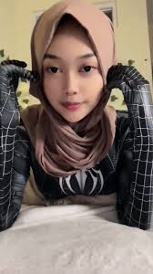 Hijab Pamer Lidah - EPORNER