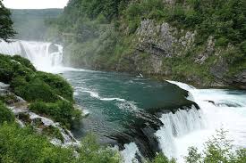 Nacionalni park una je jedan od tri nacionalna parka u bosni i hercegovini i jedini u federaciji bih. Confidential Np Una A Heavenly Discovery In Bosnia Herzegovina