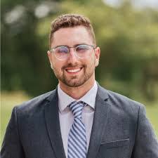 Aaron Negri's Instagram, Twitter & Facebook