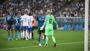 «сочи» на своём поле принимал лидера турнирной таблицы «зенит», спешащего к. Eks Trener Zenita Ne Verit V Dogovornyak V Igre S Sochi Gazeta Ru Novosti