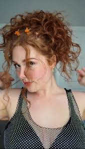 Kelly Belair's Instagram, Twitter & Facebook