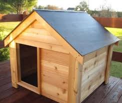 Real Cedar Wood Dog House Uv Resistant High Density Overlapping Plastic Panels Can Be Assembled In Under Dog House Diy Extra Large Dog House Outdoor Dog House