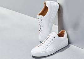 Weiße hochzeit schuhe satin high heel mit stilettos. 10 Sneaker Regeln Kombinationen Mit Anzug Und Chino Boss