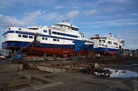 Bretagne Finistere Concarneau Au Chantier Naval 1 4 Photos Le Fromveur Ii Reliant Molene Et Ouessant Au Con Chantier Naval Bretagne Finistere Finistere