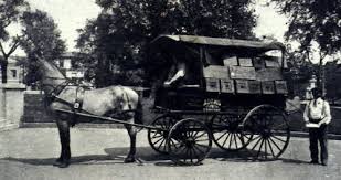 Historic Photo Friday The Bookmobile Of 1898 State Library Of Ohio S Horse Drawn Traveling Library Horse Drawn Wagon Bookmobile Historical Photos