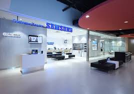 Follow the low yat plaza. Samsung Re Opens Its New Concept Premium Care Centre In Plaza Low Yat Kuala Lumpur Samsung Newsroom Malaysia
