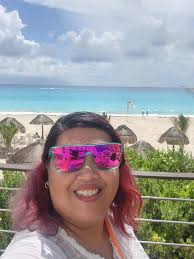 Hi guys ! I'm arriving in Cambodia in a week ! I'm looking for travelmates  to travel in cambodia during 2 or 3 weeks :) I'll begin by the east of the