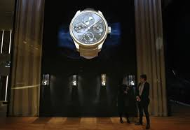 Richemont Contrata Diretora De Rh Da Lvmh Para Reforcar Sua Equipe