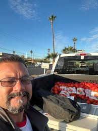Sunshine and delicious farm fresh citrus back in Fruita! 😉🍊 This is the  last picking of Arizona Navels, come get your fix! 🕝 TODAY (SATURDAY  02/22) 3:00
