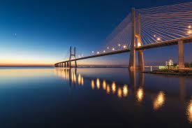 Previous (vasco núñez de balboa). Portugal Ponte Vasco Da Gama Brucke Bridge Lissabon Lisboa Reise Travel Nature Natur Landscape City Stadt Arc Reiseziele Weltwunder Nachtaufnahmen