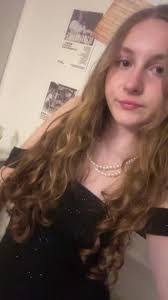 Lindsey Mcnulty's Instagram, Twitter & Facebook