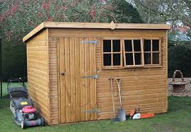 Comment Construire Son Abri De Jardin Pour Ranger Les Outils Et La Tondeuse Cobertizos De Madera Casas Pequenas Casetas De Jardin