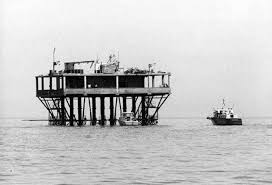 Franco restivo was son of empedocle restivo, a jurist and national deputy. Il Mistero Dell Isola Delle Rose Rimini Sparita Aps