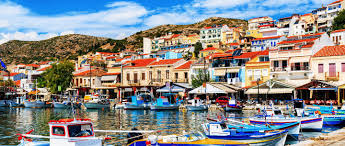 Sámos, greek island in the aegean sea, the closest one to the mainland of asia minor, from which it is separated by the narrow sámos strait. Buchen Sie Ihre Fahren Nach Samos Ferriesingreece