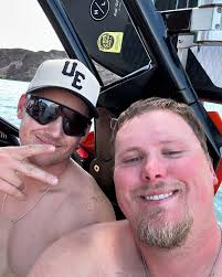 Kasey Crossland (@kasey_crossland) • Instagram photos and videos