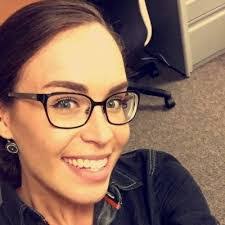 Amy Loya's Instagram, Twitter & Facebook