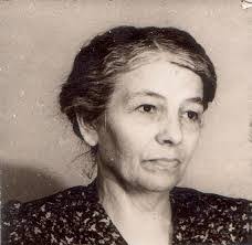 Marie Bauder's Instagram, Twitter & Facebook